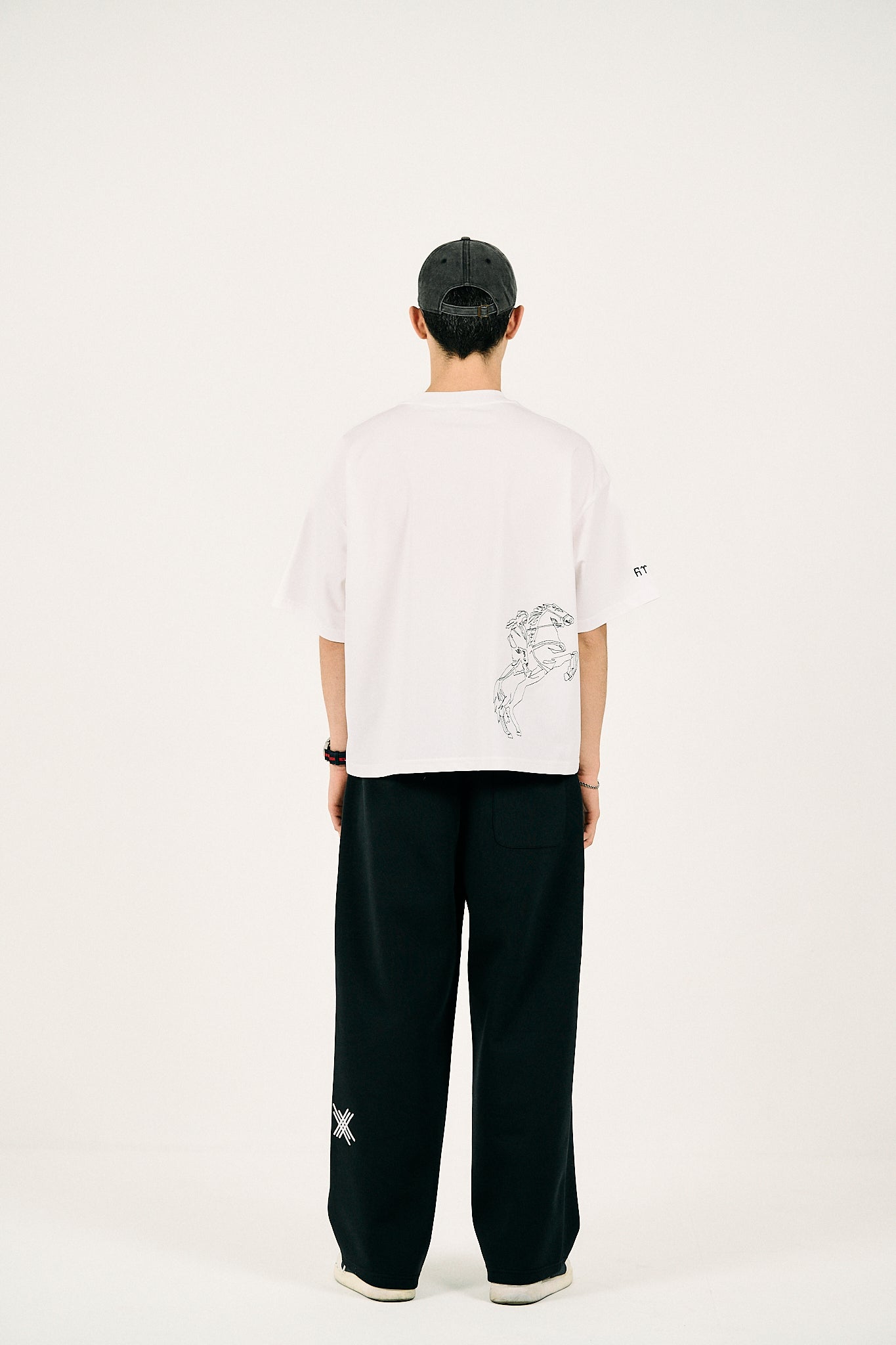 Metehan Tee White