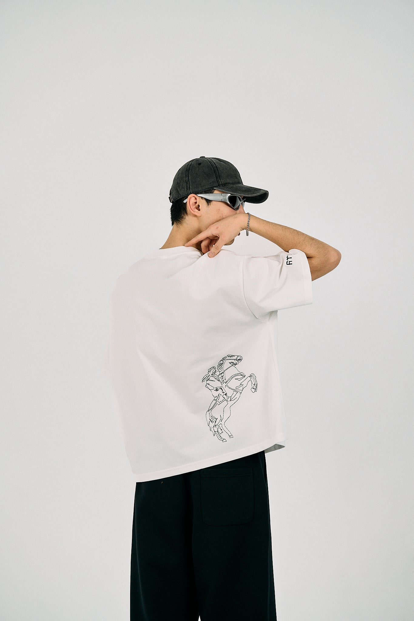 Metehan Tee White
